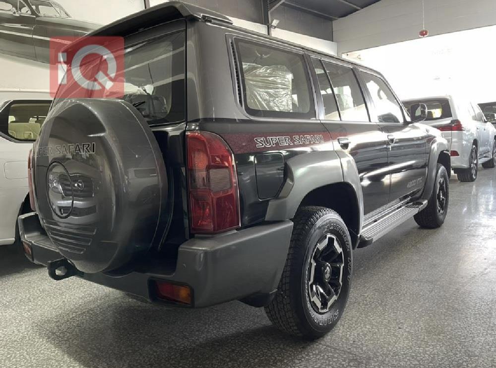 نيسان باترول سفاري